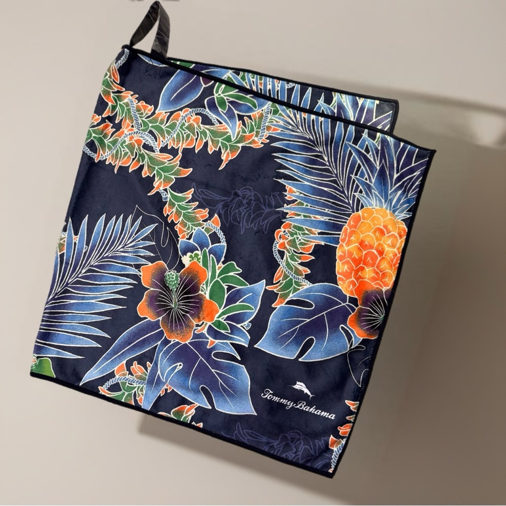 Tommy Bahama Floral Print Golf Towel